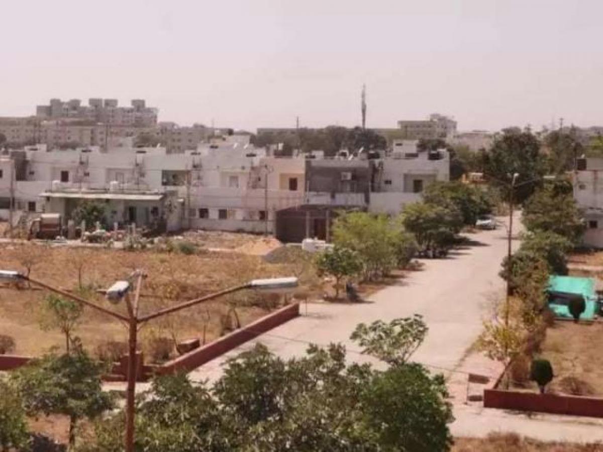  Land in Indore, India No. 32544