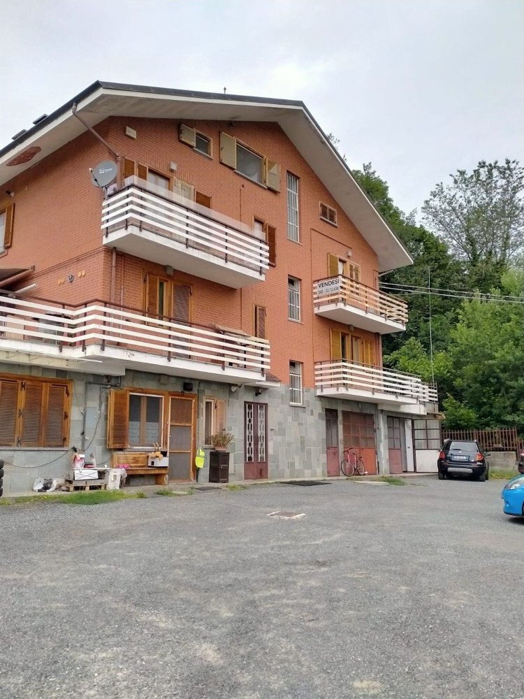 2 bedrooms Apartment in Rubiana, Italy No. 345665