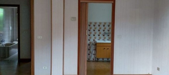 2 bedrooms Apartment in Rubiana, Italy No. 345665 9