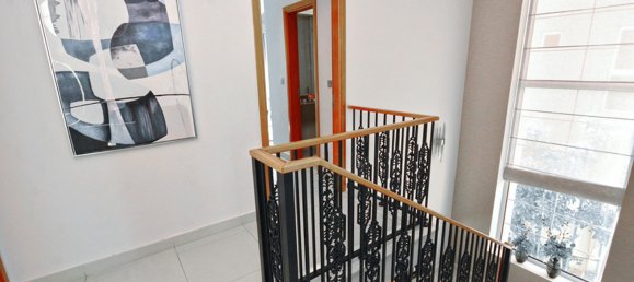 4 bedrooms Villa in Nadd Al Sheba, UAE No. 493 9