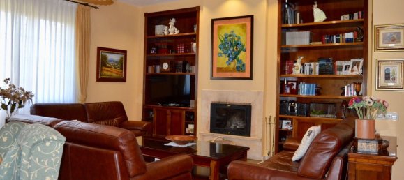 5 bedrooms House in La Nucia, Spain No. 11862 11