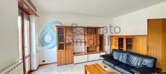 3 bedrooms Apartment in Novara, Italy No. 153681 8