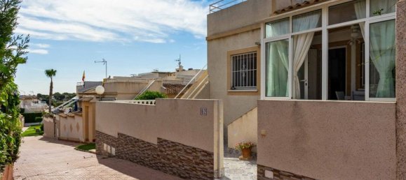 Таунхаус с 2 спальнями в Аликанте, Испания № 186459 2