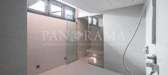 6 Schlafzimmer Villa in Marbella, Spain, Nr. 93712 34