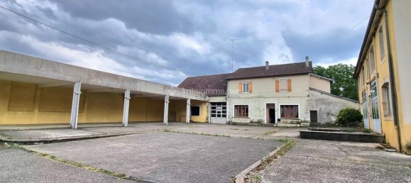 3 bedrooms House in Saint-Blin, France No. 87434 2