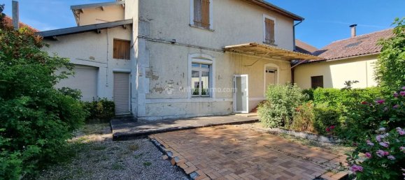 3 bedrooms House in Saint-Blin, France No. 87434 22
