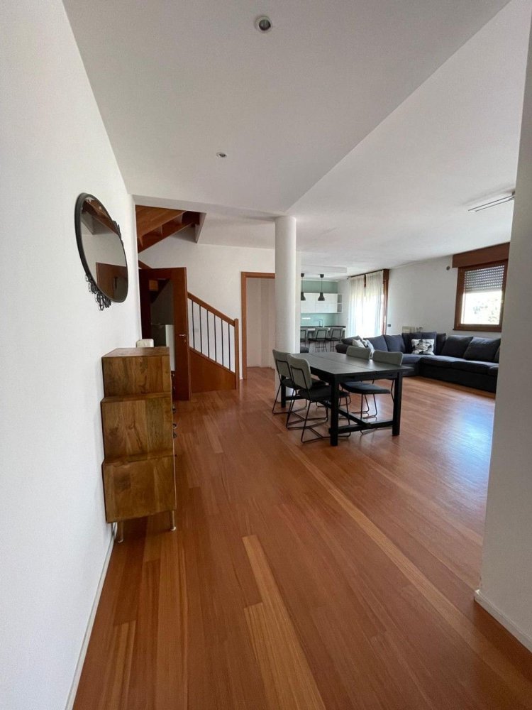 5غرفة منزل ذو طابقين في Montegrotto Terme, Italy رقم 261155