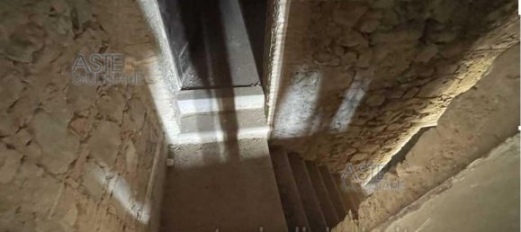 7 rooms Apartment in Pistoia, Italy No. 40765 17