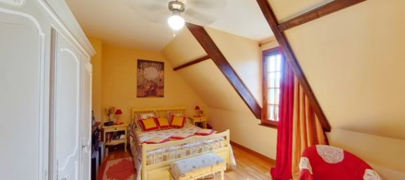 4 bedrooms Castles in Val-d'Oise, France No. 360401 14