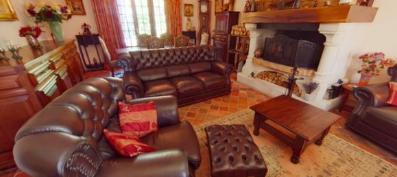 4 bedrooms Castles in Val-d'Oise, France No. 360401 7