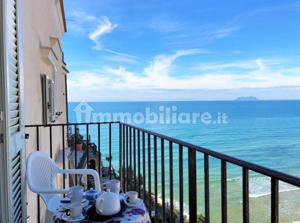 2 Schlafzimmer Wohnung in Sperlonga, Italy, Nr. 290264