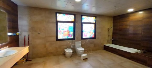 6 Schlafzimmer Villa in Shakhbout City, UAE, Nr. 29831 9