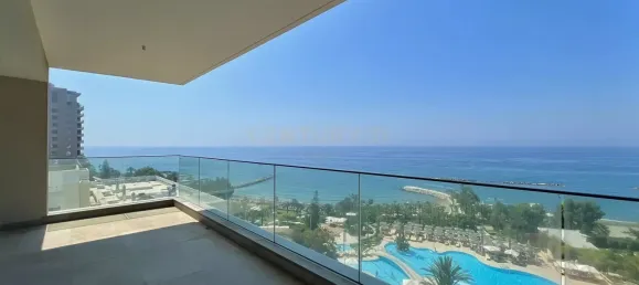 Квартира с 3 спальнями в Агиос Тихонас, Кипр № 4474 2