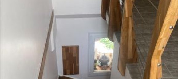 3 bedrooms Villa in Elbeuf, France No. 353067 13