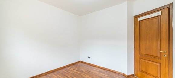 5 rooms Apartment in Saluzzo, Italy No. 213604 14