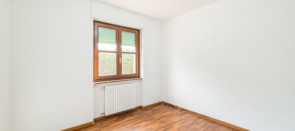 5 rooms Apartment in Saluzzo, Italy No. 213604 16