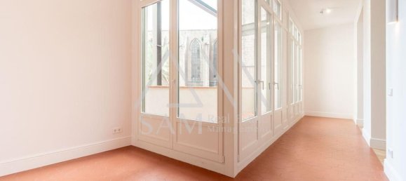 2 bedrooms Apartment in Ciutat Vella, Spain No. 33991 28