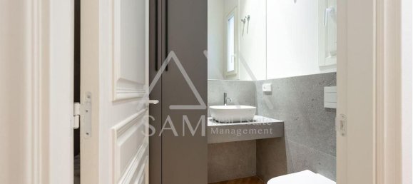 2 bedrooms Apartment in Ciutat Vella, Spain No. 33991 12