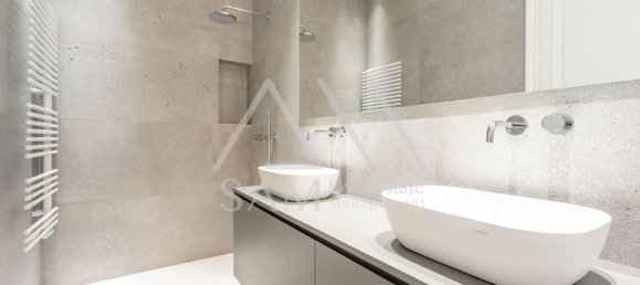 2 bedrooms Apartment in Ciutat Vella, Spain No. 33991 38