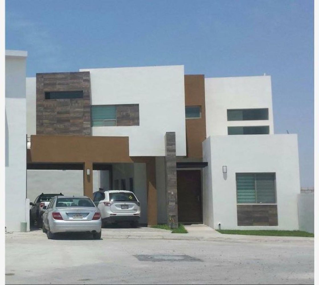 3 bedrooms House in Playa Vicente, Mexico No. 166658