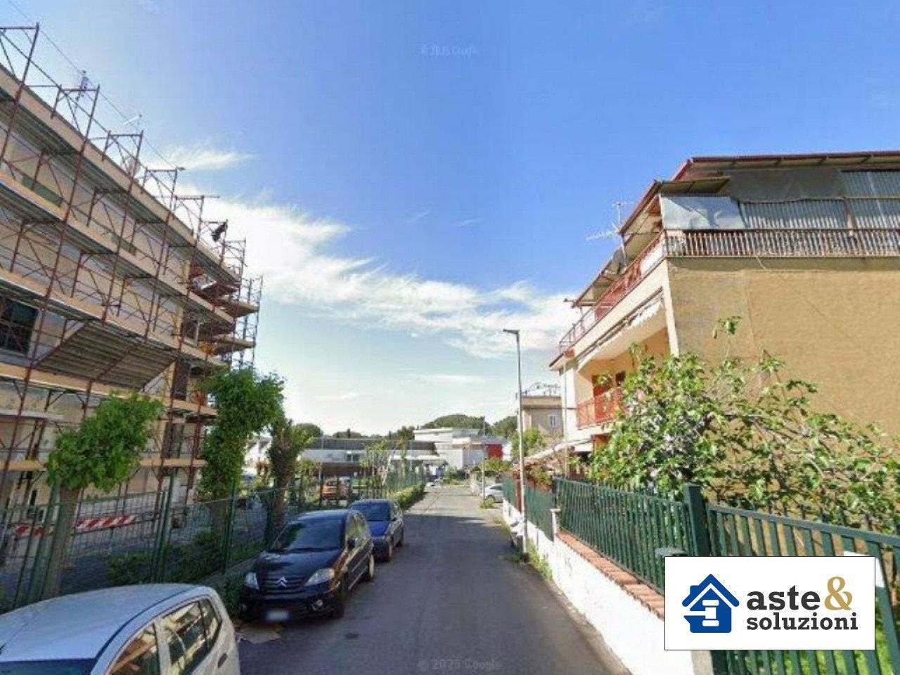 Квартира с 2 спальнями в Рим, Италия № 386378