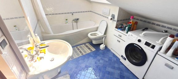 2 bedrooms Apartment in Trieste, Italy No. 311401 18