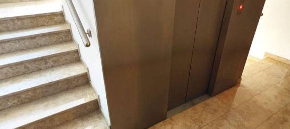 2 bedrooms Apartment in Trieste, Italy No. 311401 4