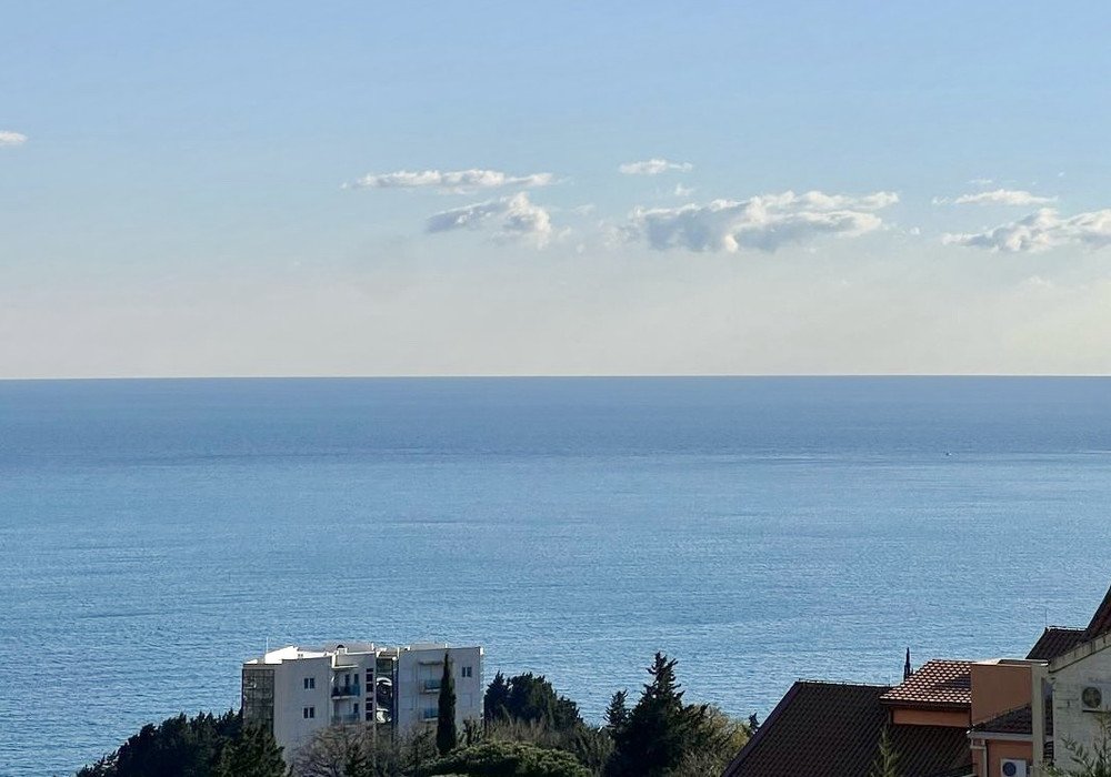 45m² Apartment in Becici, Montenegro No. 1824