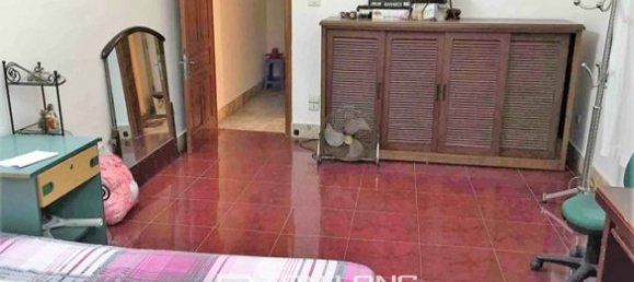 Studio in Hoan Kiem, Vietnam No. 2463 3