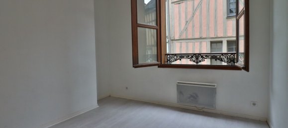 2 chambres Appartement à Troyes, France No. 64747 7