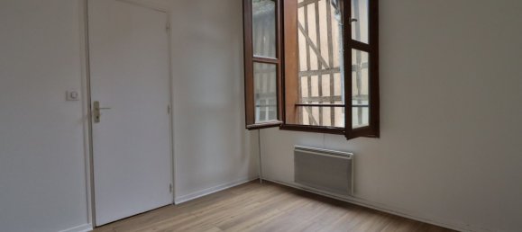 2 chambres Appartement à Troyes, France No. 64747 6