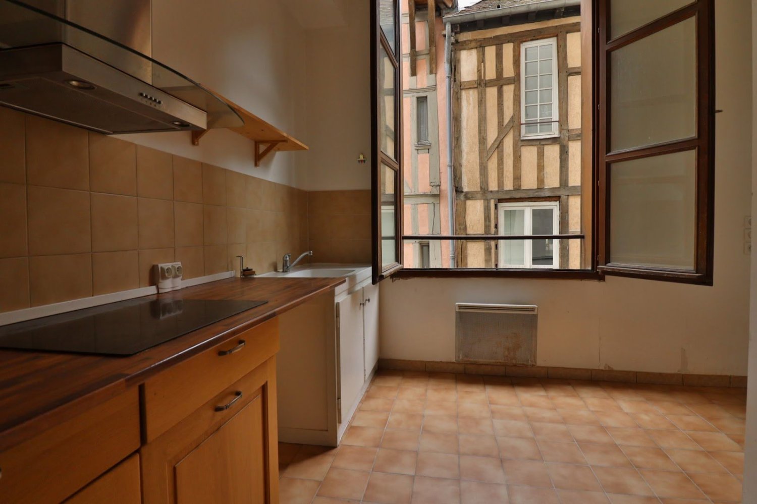 2 chambres Appartement à Troyes, France No. 64747