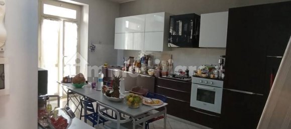 2 bedrooms Apartment in Turin, Italy No. 50255 3
