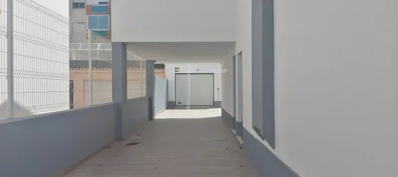 5 bedrooms House in Costa da Caparica, Portugal No. 99929 3