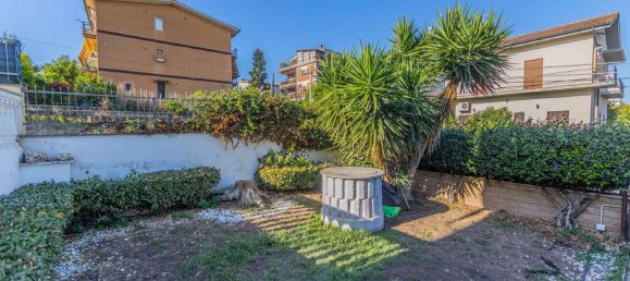 4-salle Villa à Rome, Italy No. 266179 10