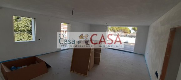 4-salle Penthouse à Selvazzano Dentro, Italy No. 75506 6