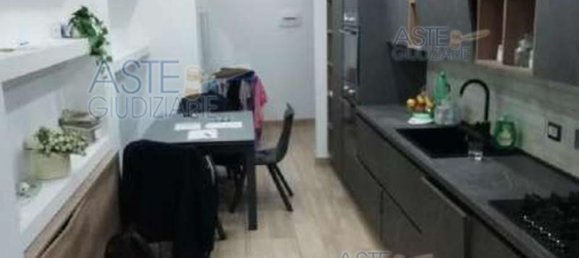 4غرفة شقة في Rome, Italy رقم 189942 4