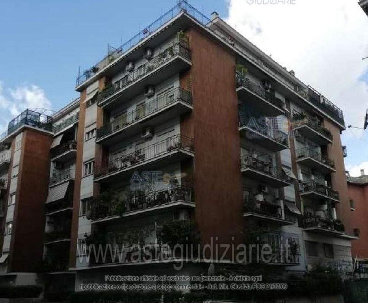 4غرفة شقة في Rome, Italy رقم 189942