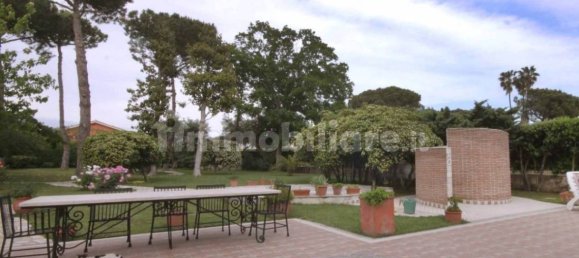 8 bedrooms Villa in Ardea, Italy No. 223925 36