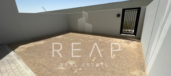 Таунхаус с 3 спальнями в Dubai Land, ОАЭ № 30896 2