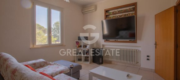 4 bedrooms Villa in Castiglione del Lago, Italy No. 331188 15