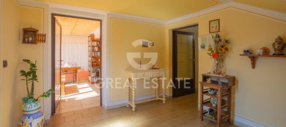 4 bedrooms Villa in Castiglione del Lago, Italy No. 331188 24