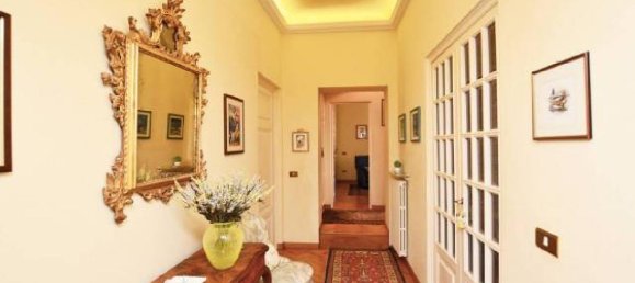 3 غرف نوم شقة في Lucca, Italy رقم 16303 9