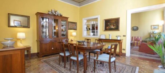 3 غرف نوم شقة في Lucca, Italy رقم 16303 4