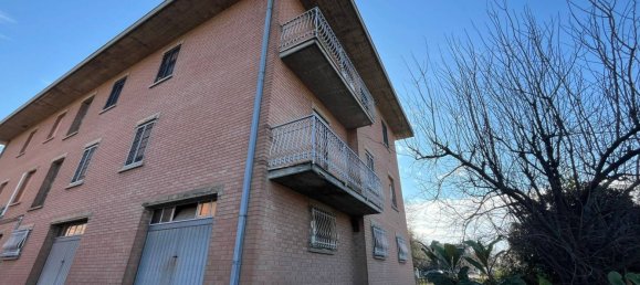 4غرفة شقة في Vignola, Italy رقم 80269 29