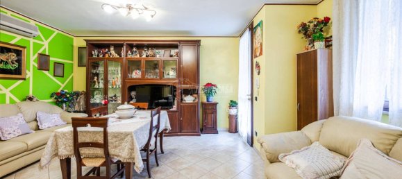 2 Schlafzimmer Doppelhaus in Casalgrande, Italy, Nr. 188295 5