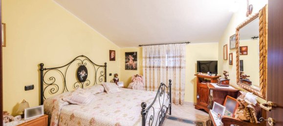 2 Schlafzimmer Doppelhaus in Casalgrande, Italy, Nr. 188295 10