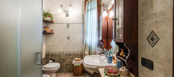 2 Schlafzimmer Doppelhaus in Casalgrande, Italy, Nr. 188295 9