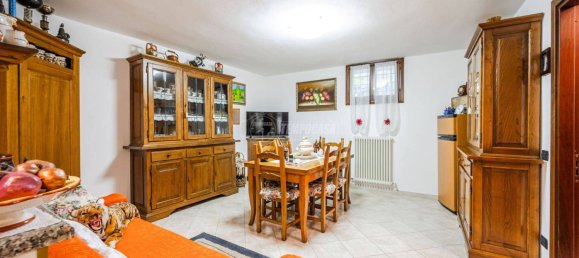 2 Schlafzimmer Doppelhaus in Casalgrande, Italy, Nr. 188295 19