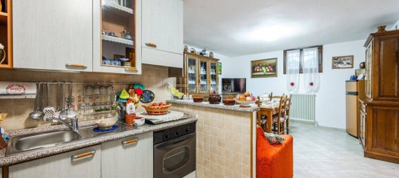 2 Schlafzimmer Doppelhaus in Casalgrande, Italy, Nr. 188295 20